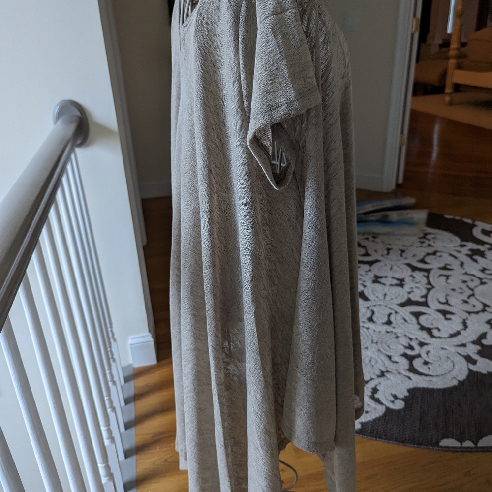 Super Comfortable And Versatile Long Top - image 3